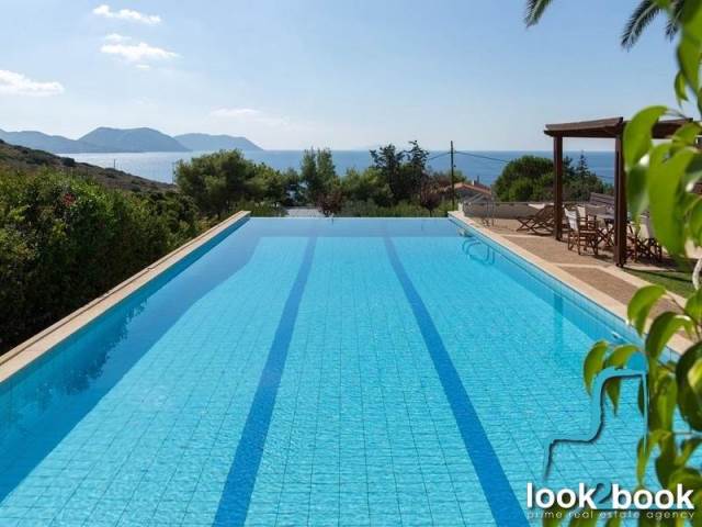 AMAZING VILLA WITH SWIMMING POOL AND FANTASTIC SEA VIEW IN ANAVYSSOS 