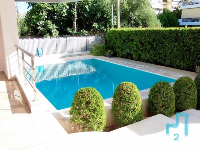 UNIQUE FURNISHED APARTMENT WITH PRIVATE GARDEN IN GLYFADA 
