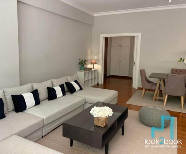 AMAZING APARTMENT WITH PRIVATE GARDEN ON THE GOLF IN GLYFADA 