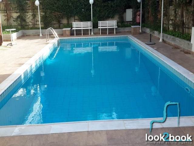 MAISONETTE WITH PRIVATE SWIMMING POOL AND GARDEN IN VARI 